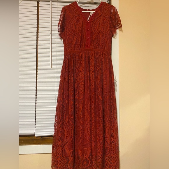 NWT Burgundy Lace Midi Dress - Picture 5 of 6